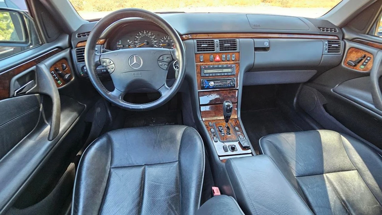 2001 Mercedes-Benz W210 E-Class - Image 9 of 12