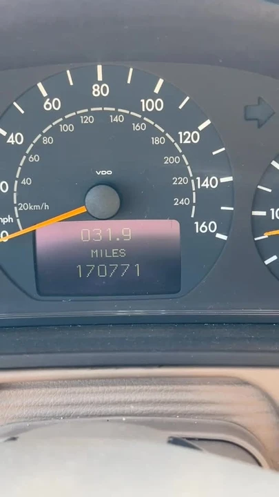 2001 Mercedes-Benz W210 E-Class - Image 19 of 19