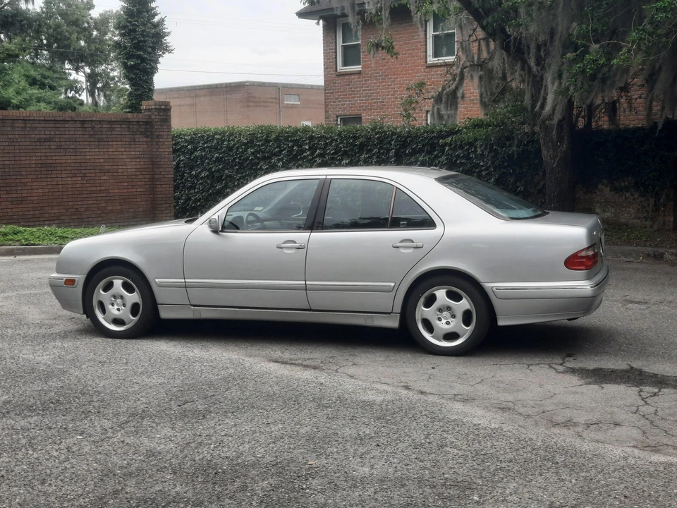 2001 Mercedes-Benz W210 E-Class - Image 11 of 31