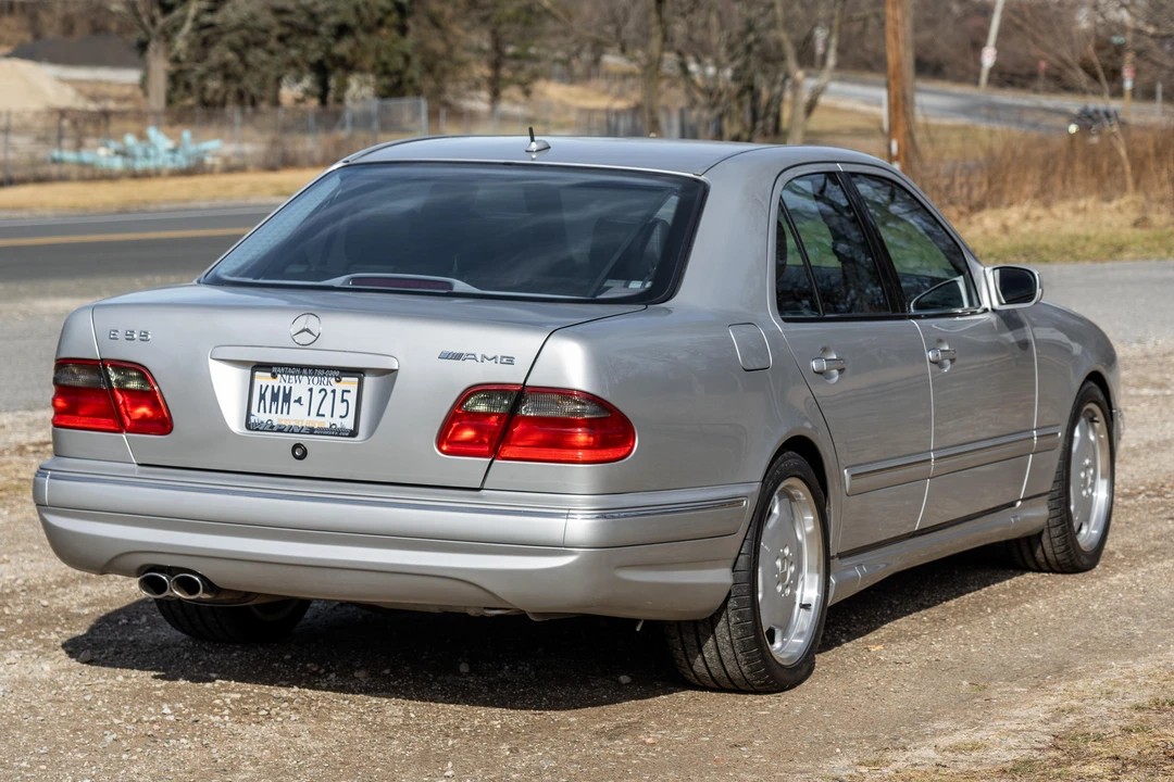 2001 Mercedes-Benz W210 E 36 & E 50 & E 55 & E 60 AMG - Image 9 of 31