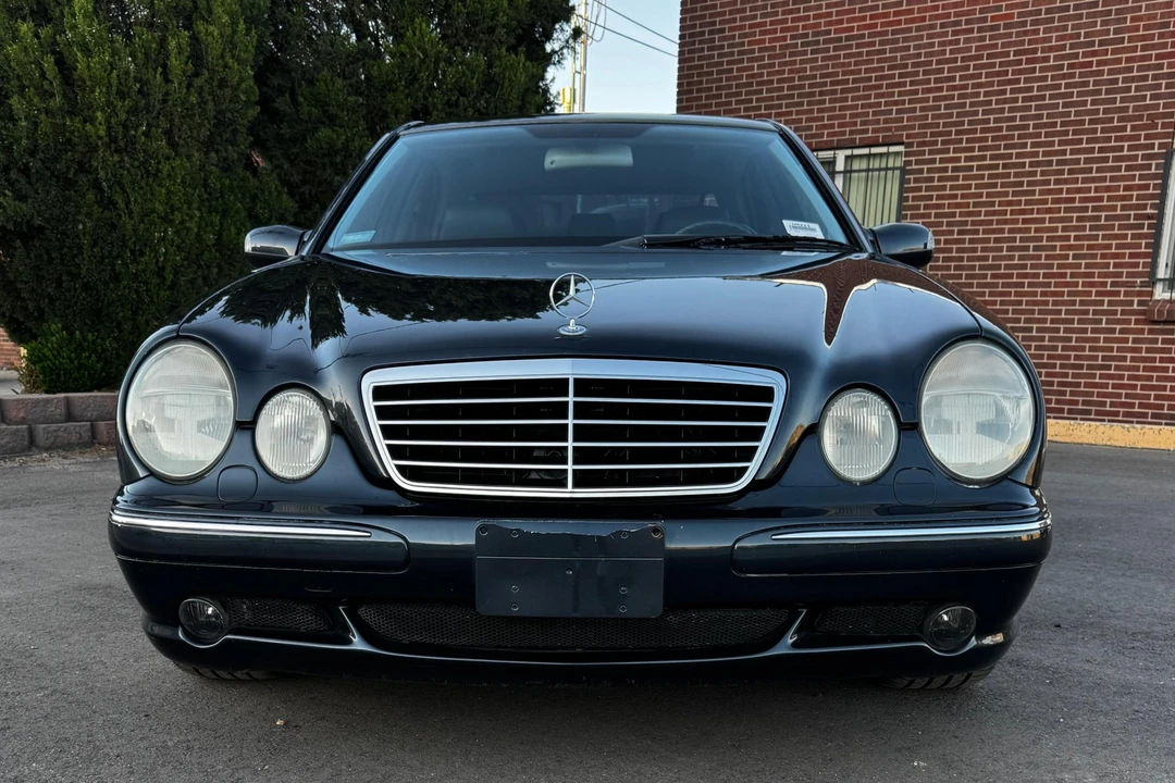 2001 Mercedes-Benz W210 E 36 & E 50 & E 55 & E 60 AMG - Image 2 of 31