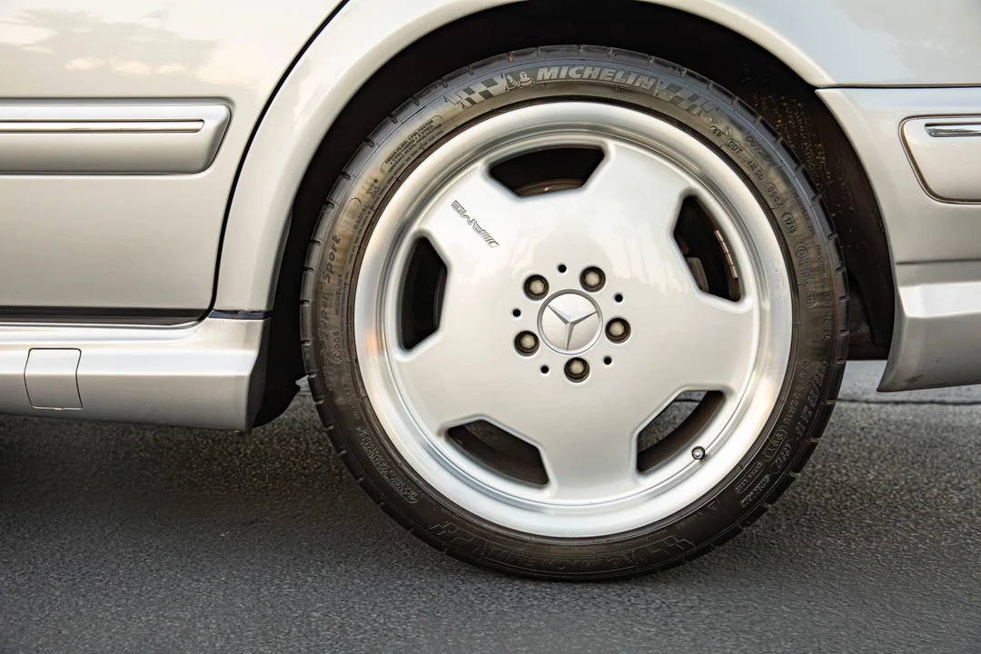 2001 Mercedes-Benz W210 E 36 & E 50 & E 55 & E 60 AMG - Image 24 of 31