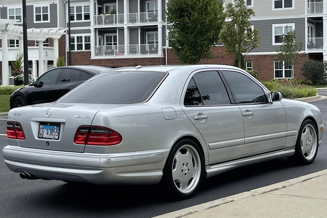 2001 Mercedes-Benz W210 E 36 & E 50 & E 55 & E 60 AMG - Image 4 of 31