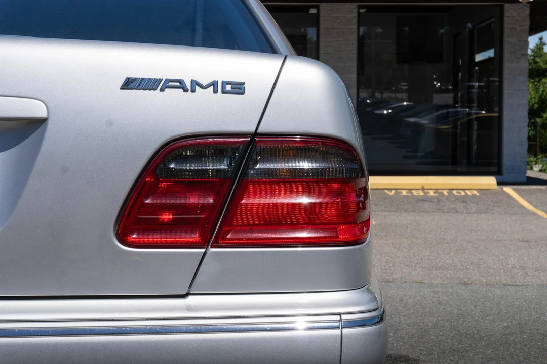 2001 Mercedes-Benz W210 E 36 & E 50 & E 55 & E 60 AMG - Image 23 of 31