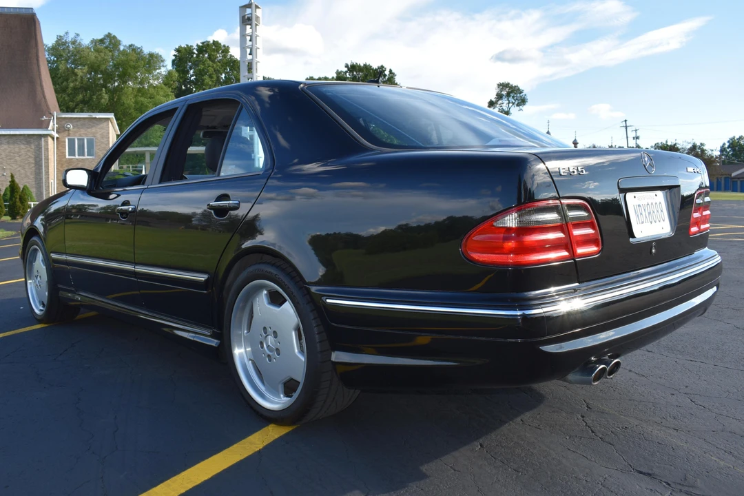 2001 Mercedes-Benz W210 E 36 & E 50 & E 55 & E 60 AMG - Image 4 of 31