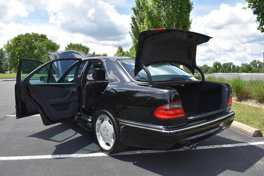 2001 Mercedes-Benz W210 E 36 & E 50 & E 55 & E 60 AMG - Image 22 of 31