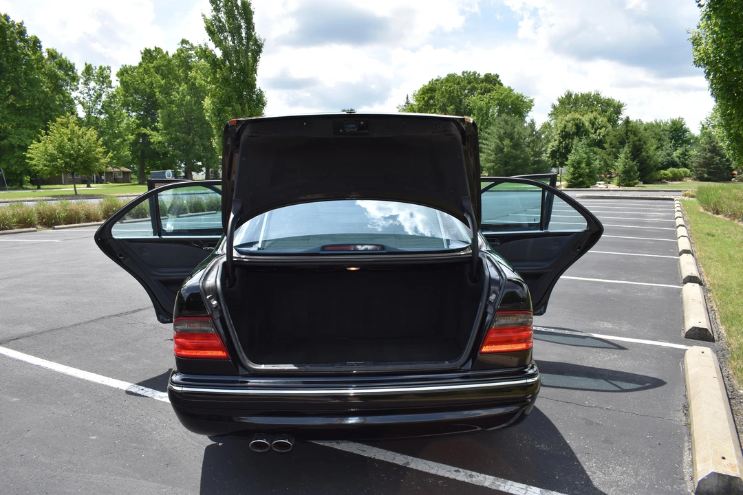 2001 Mercedes-Benz W210 E 36 & E 50 & E 55 & E 60 AMG - Image 23 of 31