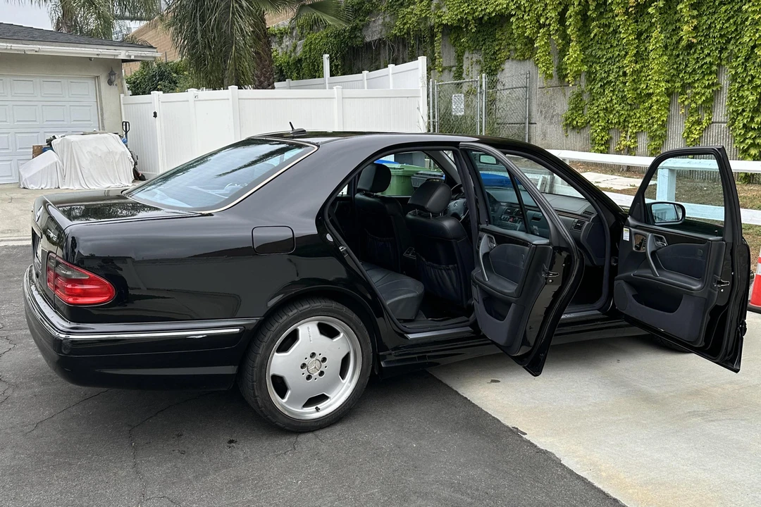 2001 Mercedes-Benz W210 E 36 & E 50 & E 55 & E 60 AMG - Image 27 of 31