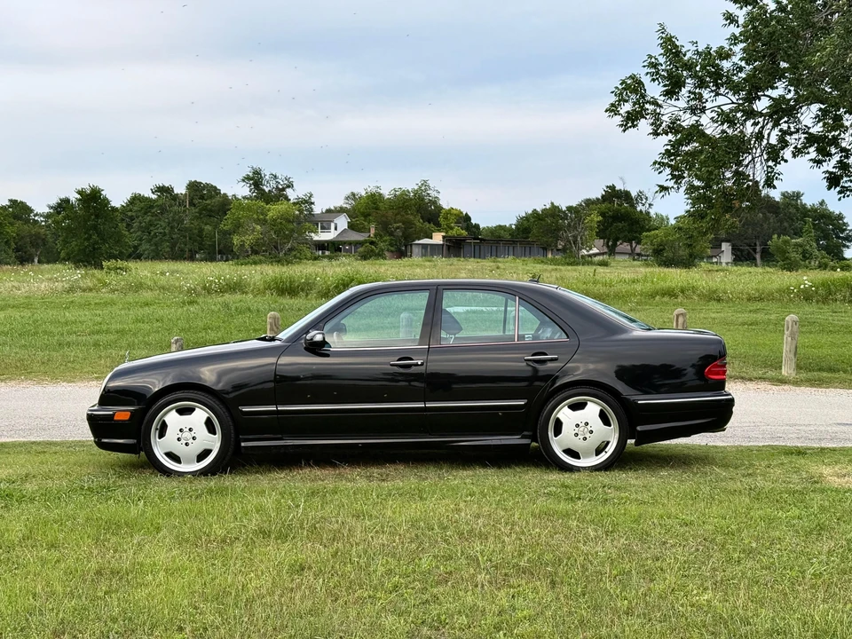 2001 Mercedes-Benz W210 E 36 & E 50 & E 55 & E 60 AMG - Image 11 of 31