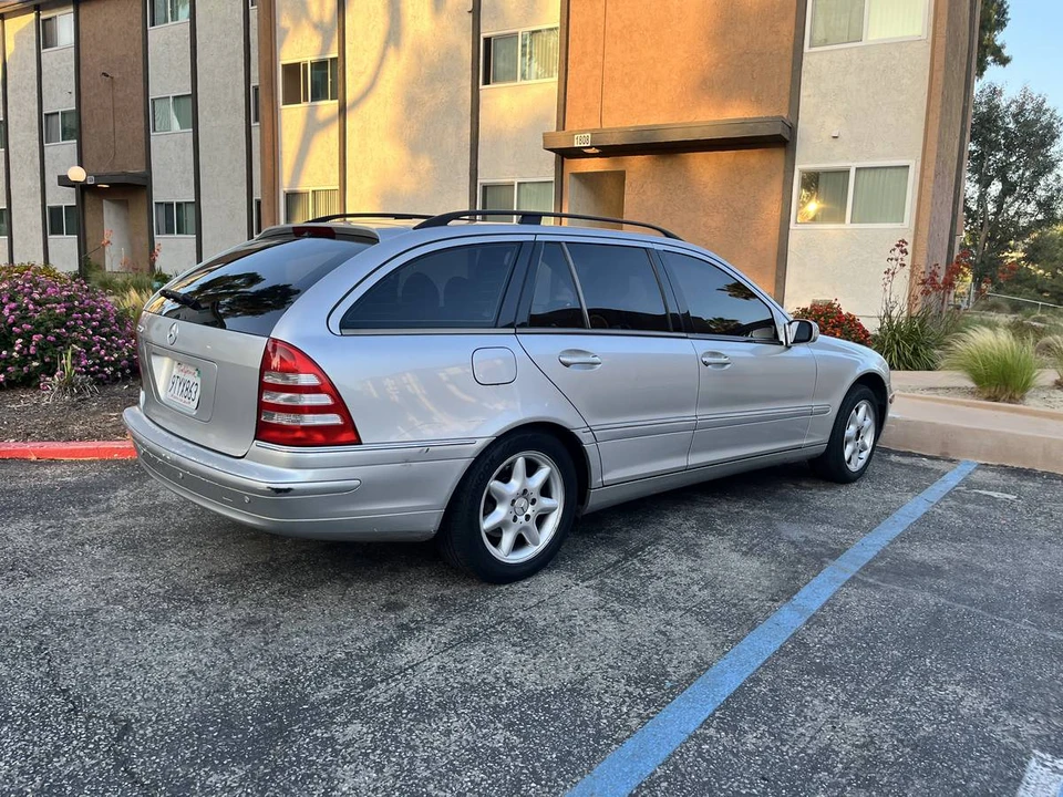 2001 Mercedes-Benz W203 C-Class - Image 5 of 9