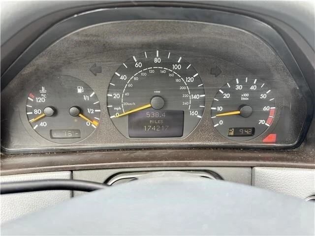 2001 Mercedes-Benz W210 E-Class - Image 2 of 21