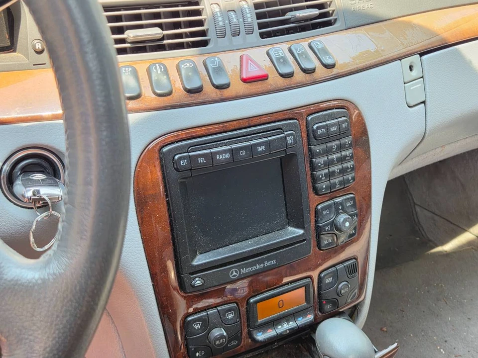 2001 Mercedes-Benz W220 S-Class - Image 5 of 11