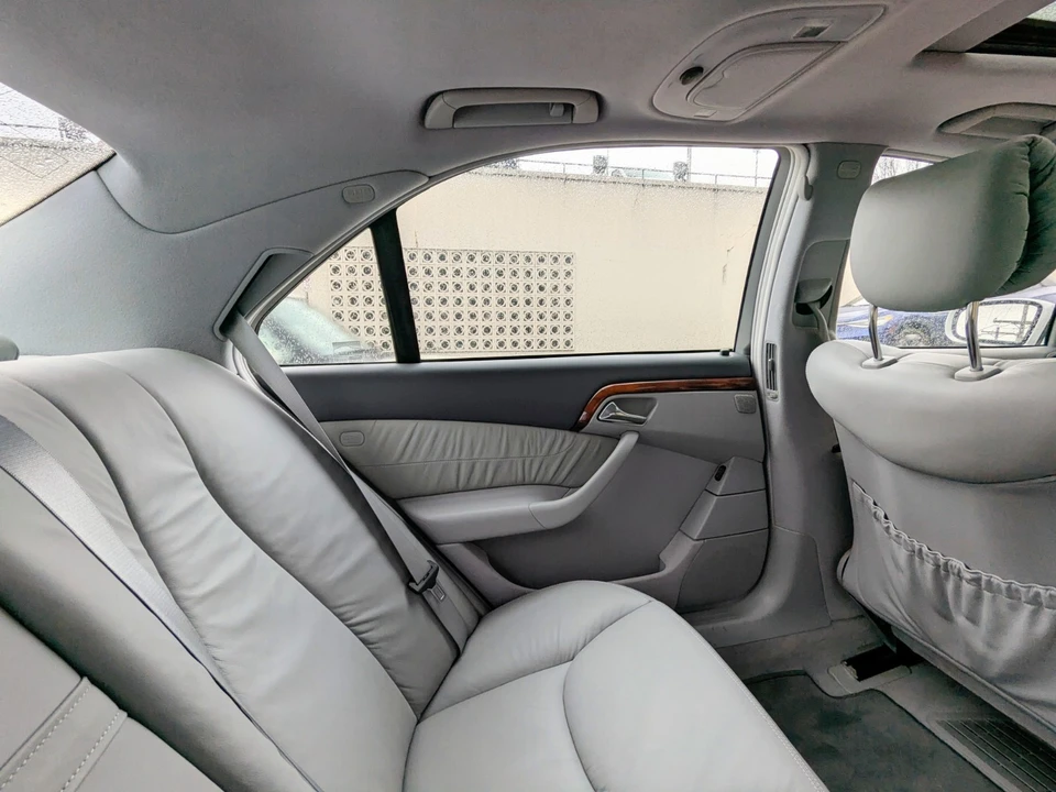 2001 Mercedes-Benz W220 S-Class - Image 12 of 15