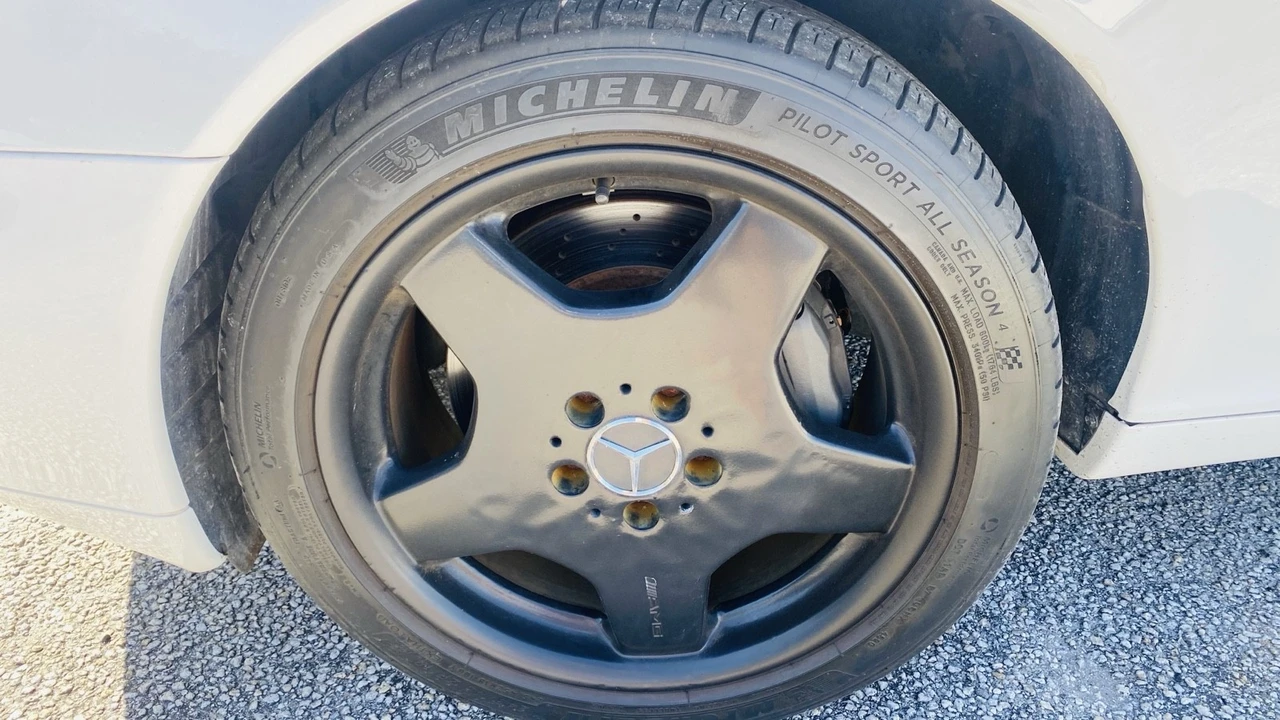 2001 Mercedes-Benz W220 S-Class - Image 18 of 21