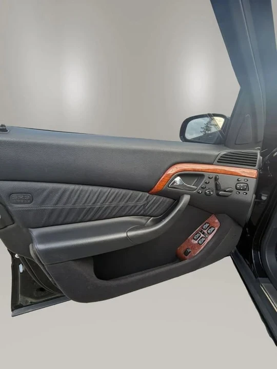 2001 Mercedes-Benz W220 S-Class - Image 13 of 20