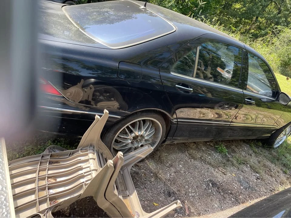 2001 Mercedes-Benz W220 S-Class - Image 2 of 14