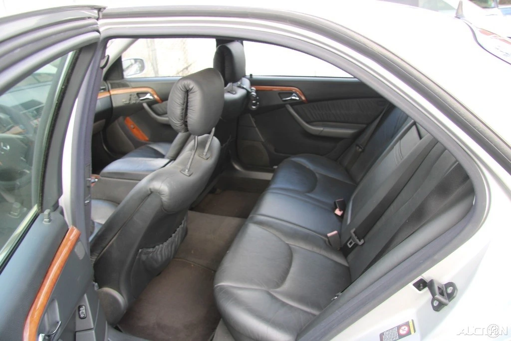 2001 Mercedes-Benz W220 S-Class - Image 19 of 21