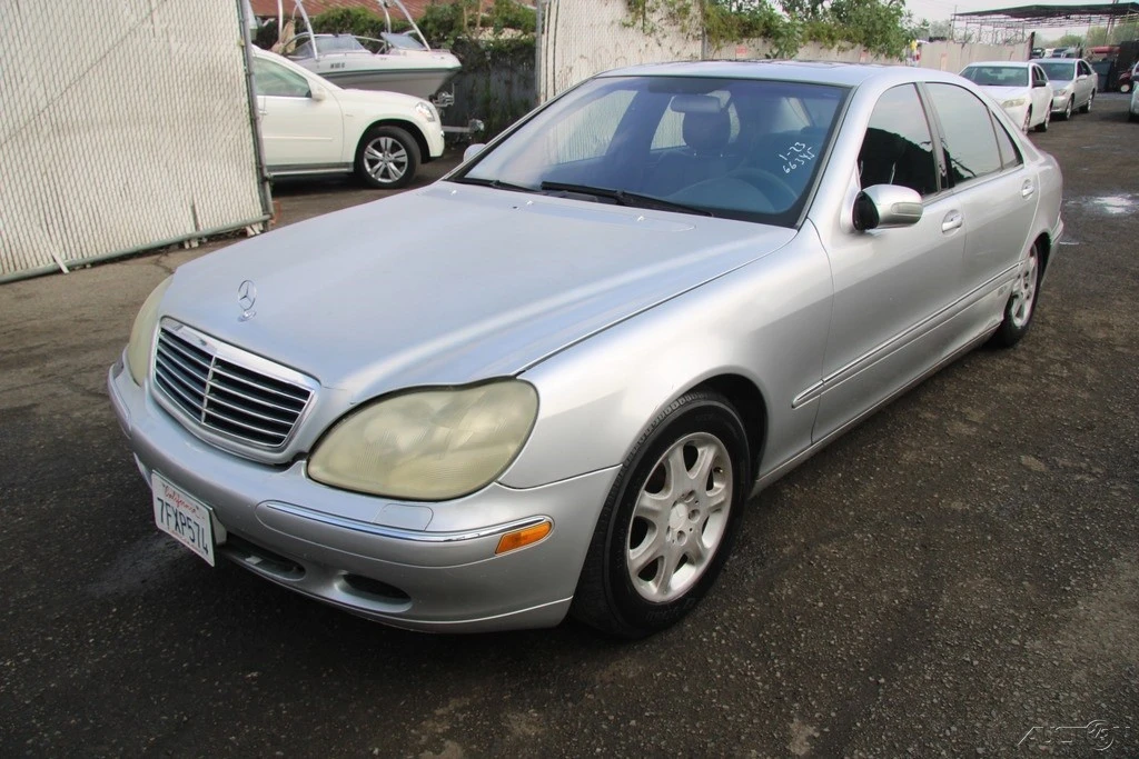 2001 Mercedes-Benz W220 S-Class - Image 2 of 21