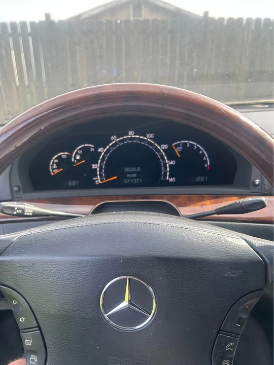 2001 Mercedes-Benz W220 S-Class - Image 9 of 12
