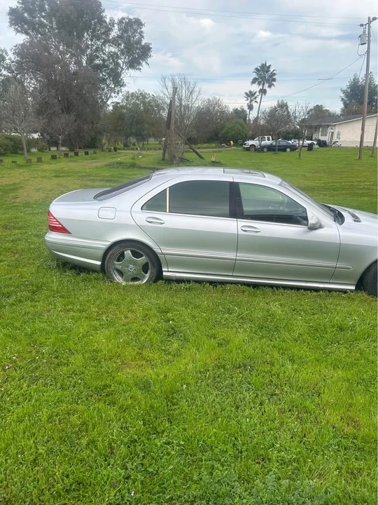 2001 Mercedes-Benz W220 S-Class - Image 5 of 12