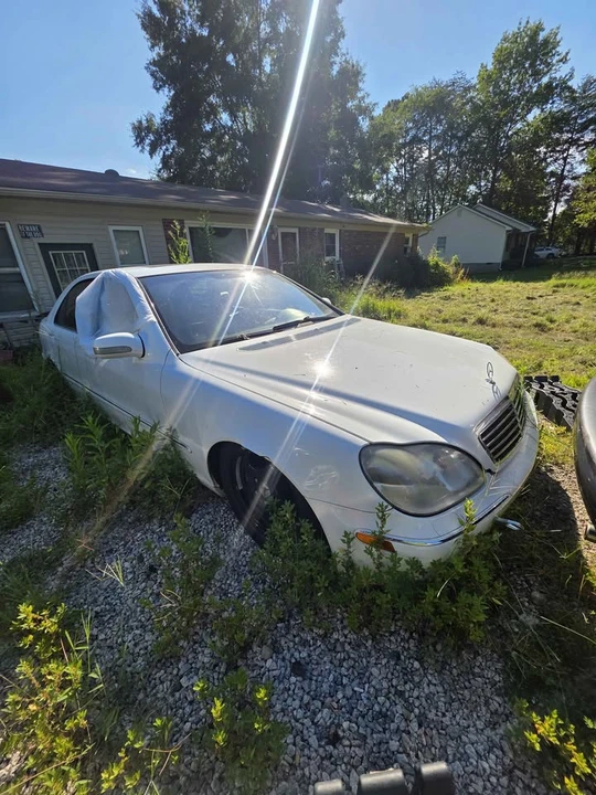 2001 Mercedes-Benz W220 S-Class - Image 2 of 5