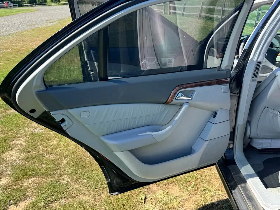 2001 Mercedes-Benz W220 S-Class - Image 10 of 20