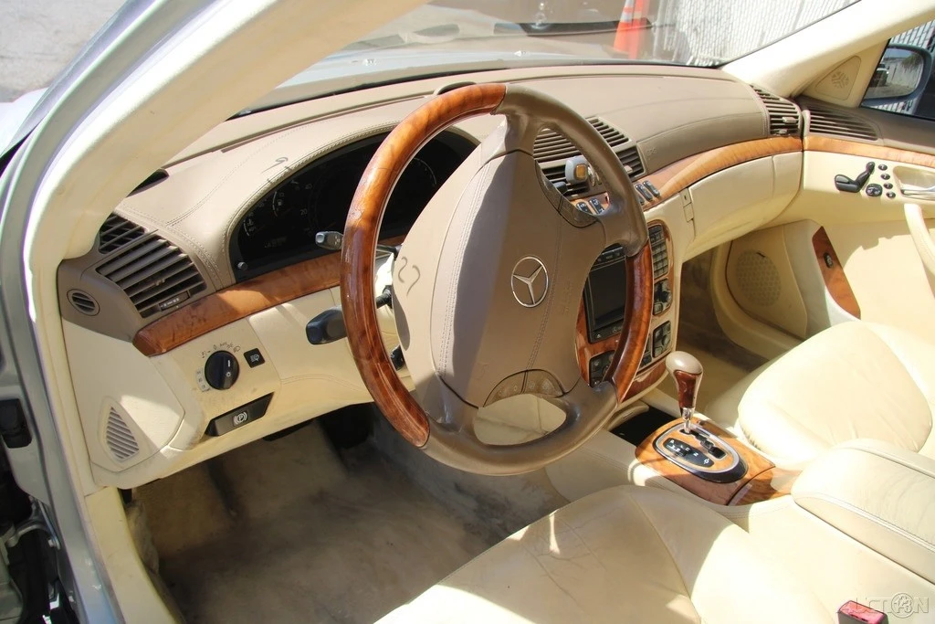 2001 Mercedes-Benz W220 S-Class - Image 16 of 21