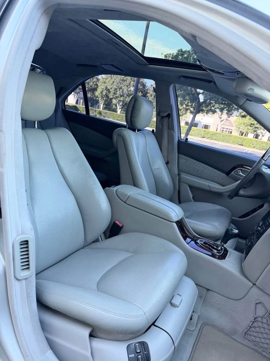 2001 Mercedes-Benz W220 S-Class - Image 13 of 19