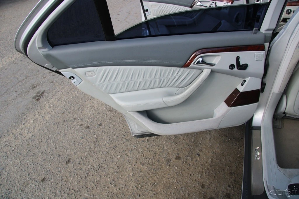 2001 Mercedes-Benz W220 S-Class - Image 20 of 21