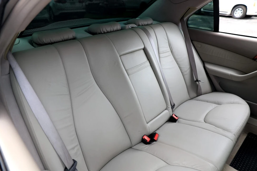 2001 Mercedes-Benz W220 S-Class - Image 14 of 21