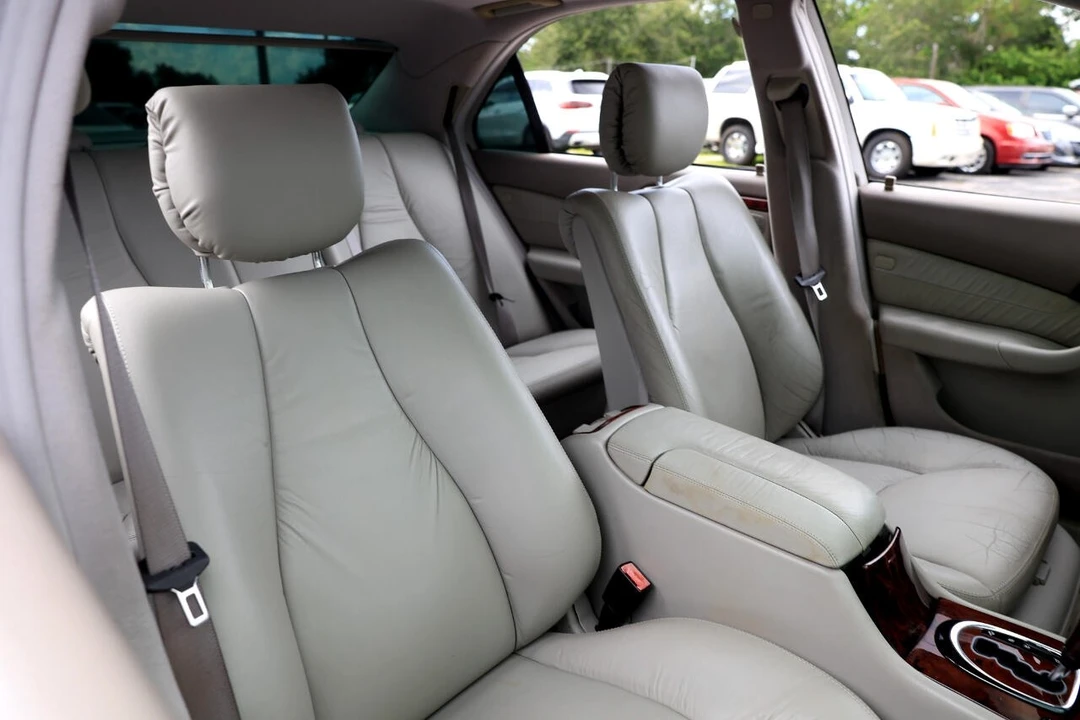 2001 Mercedes-Benz W220 S-Class - Image 16 of 21