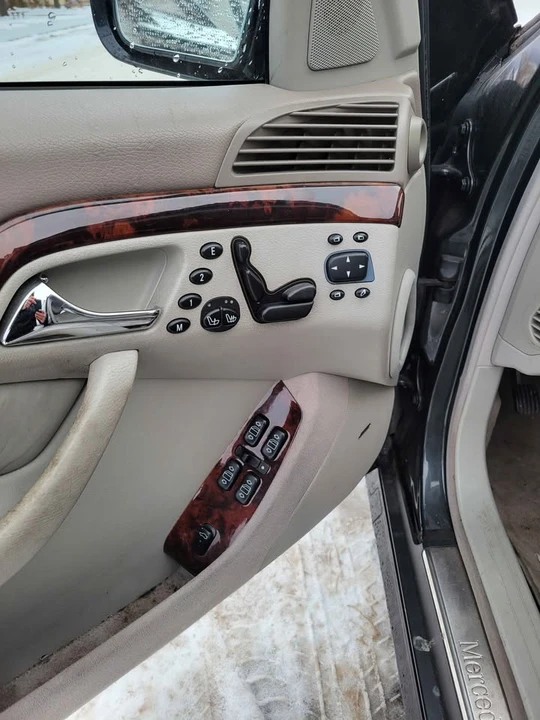 2001 Mercedes-Benz W220 S-Class - Image 7 of 12