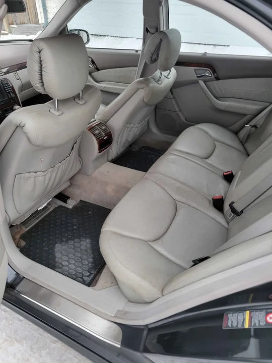 2001 Mercedes-Benz W220 S-Class - Image 10 of 12