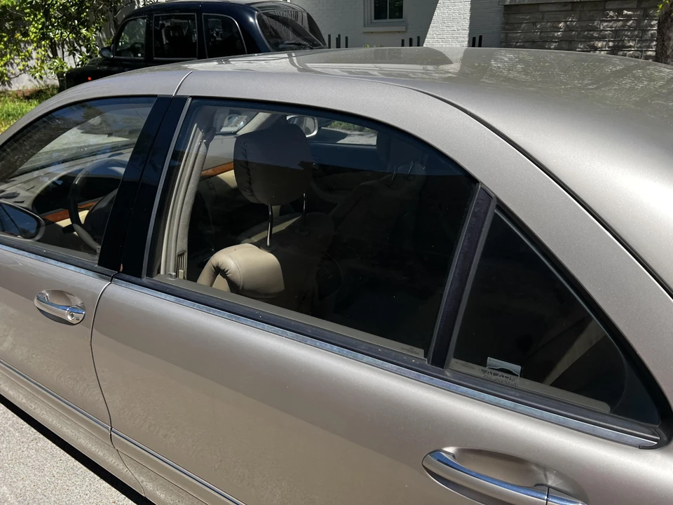 2001 Mercedes-Benz W220 S-Class - Image 28 of 31