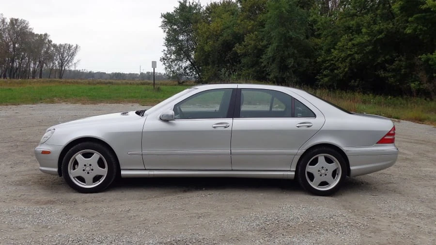 2001 Mercedes-Benz W220 S-Class - Image 2 of 5