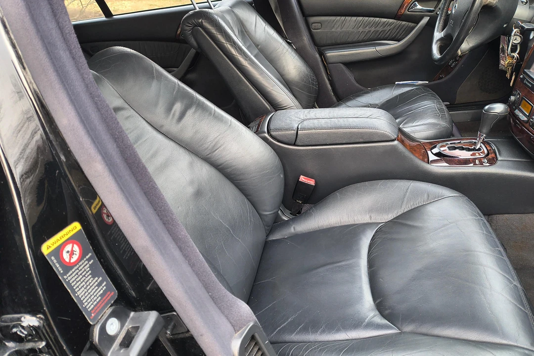 2001 Mercedes-Benz W220 S-Class - Image 26 of 31