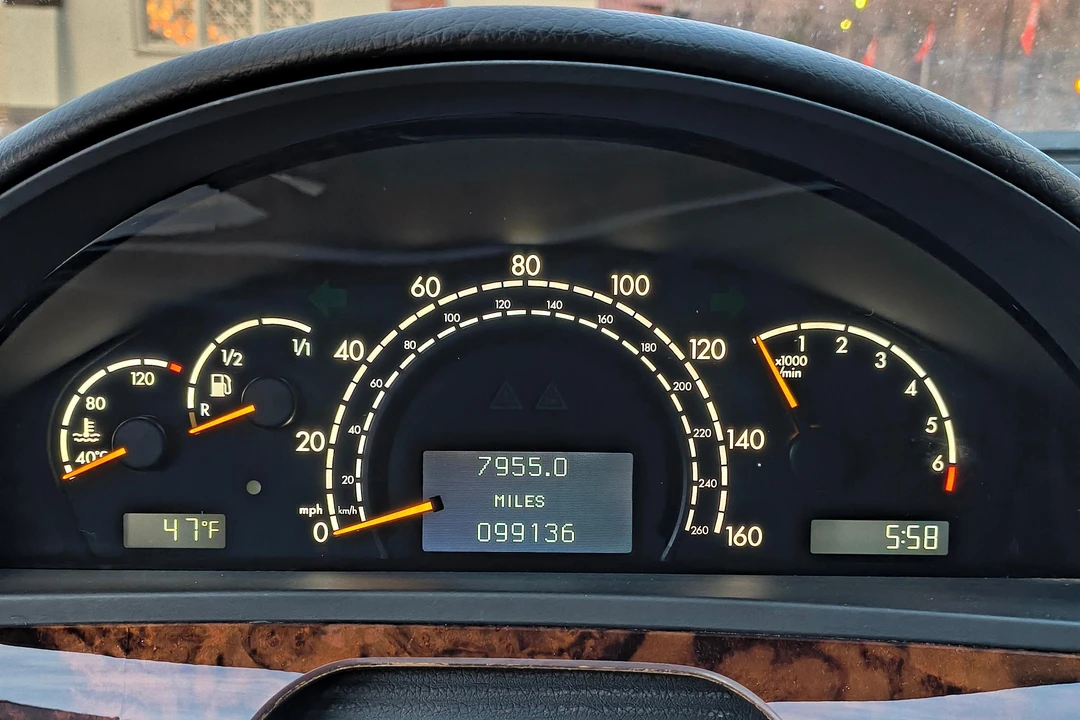 2001 Mercedes-Benz W220 S-Class - Image 28 of 31
