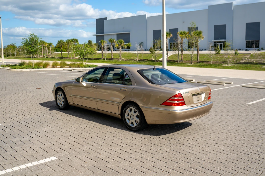 2001 Mercedes-Benz W220 S-Class - Image 2 of 31