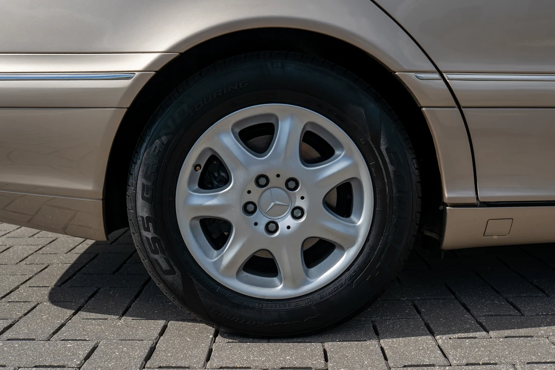 2001 Mercedes-Benz W220 S-Class - Image 29 of 31