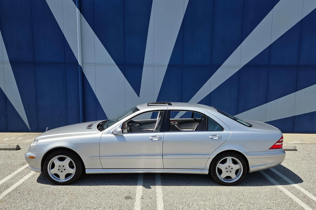 2001 Mercedes-Benz W220 S-Class - Image 10 of 31