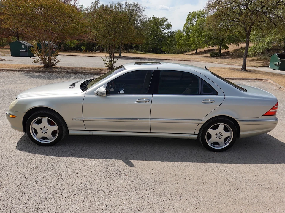 2001 Mercedes-Benz W220 S-Class - Image 3 of 31