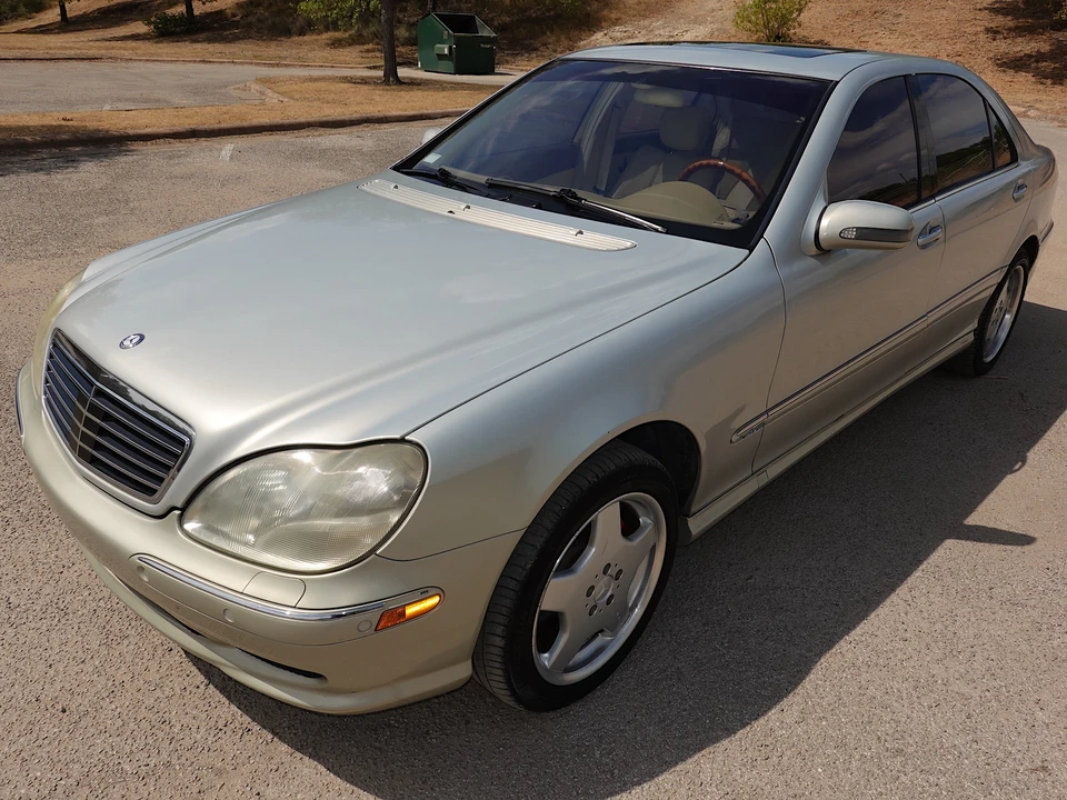 2001 Mercedes-Benz W220 S-Class - Image 2 of 31