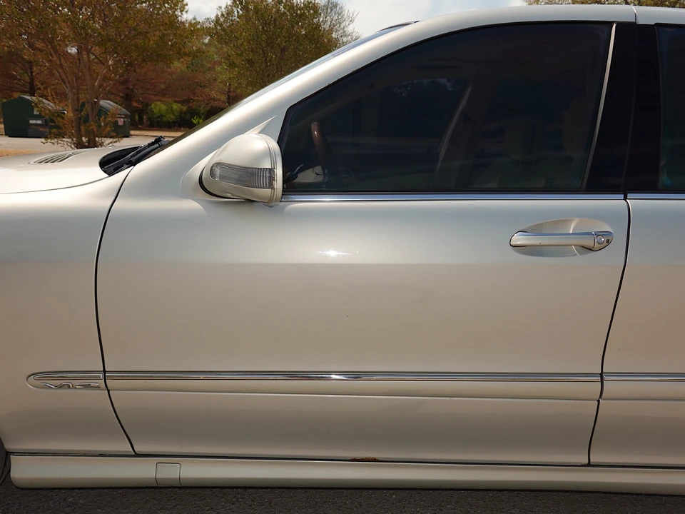 2001 Mercedes-Benz W220 S-Class - Image 25 of 31