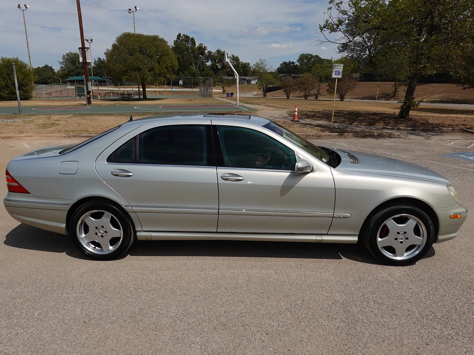 2001 Mercedes-Benz W220 S-Class - Image 8 of 31