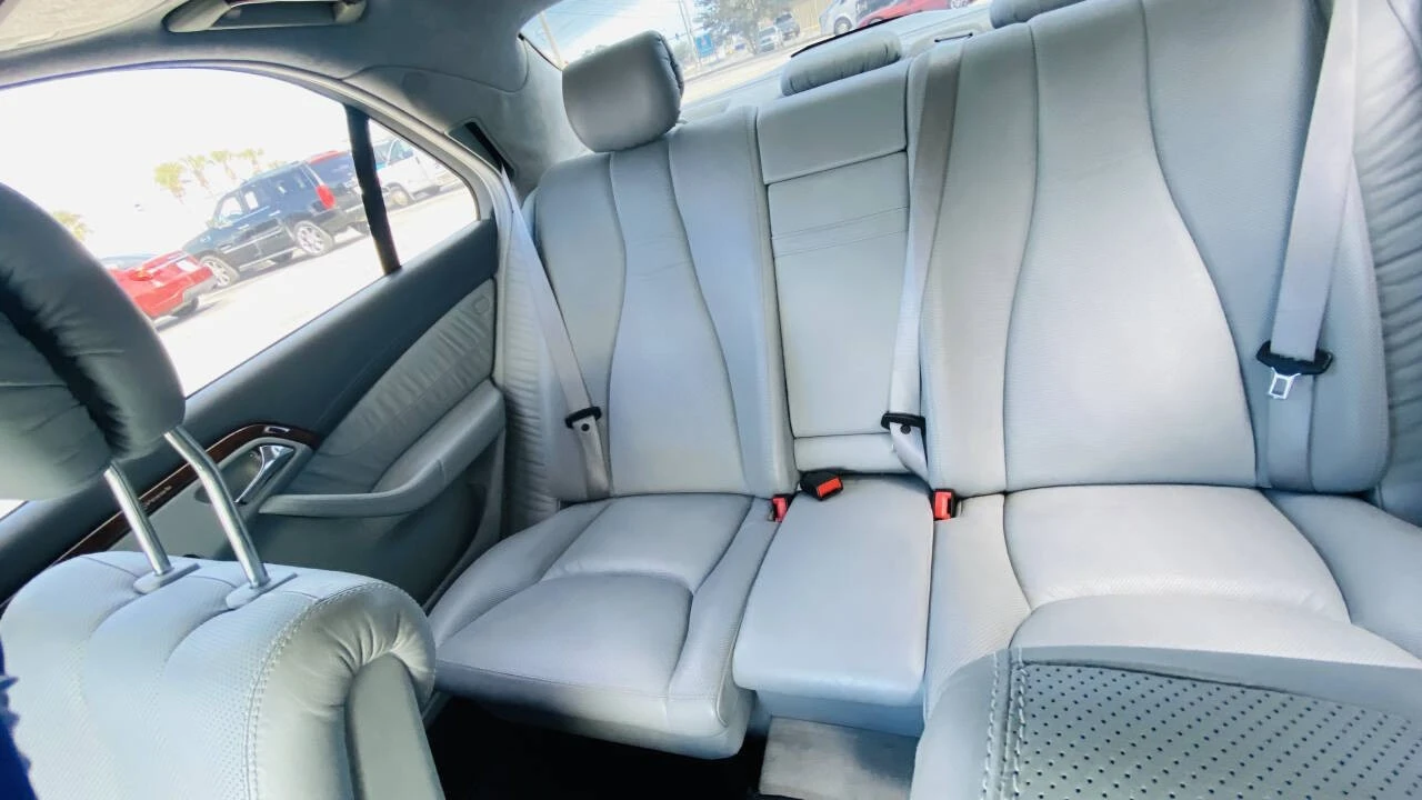 2001 Mercedes-Benz W220 S-Class - Image 16 of 21