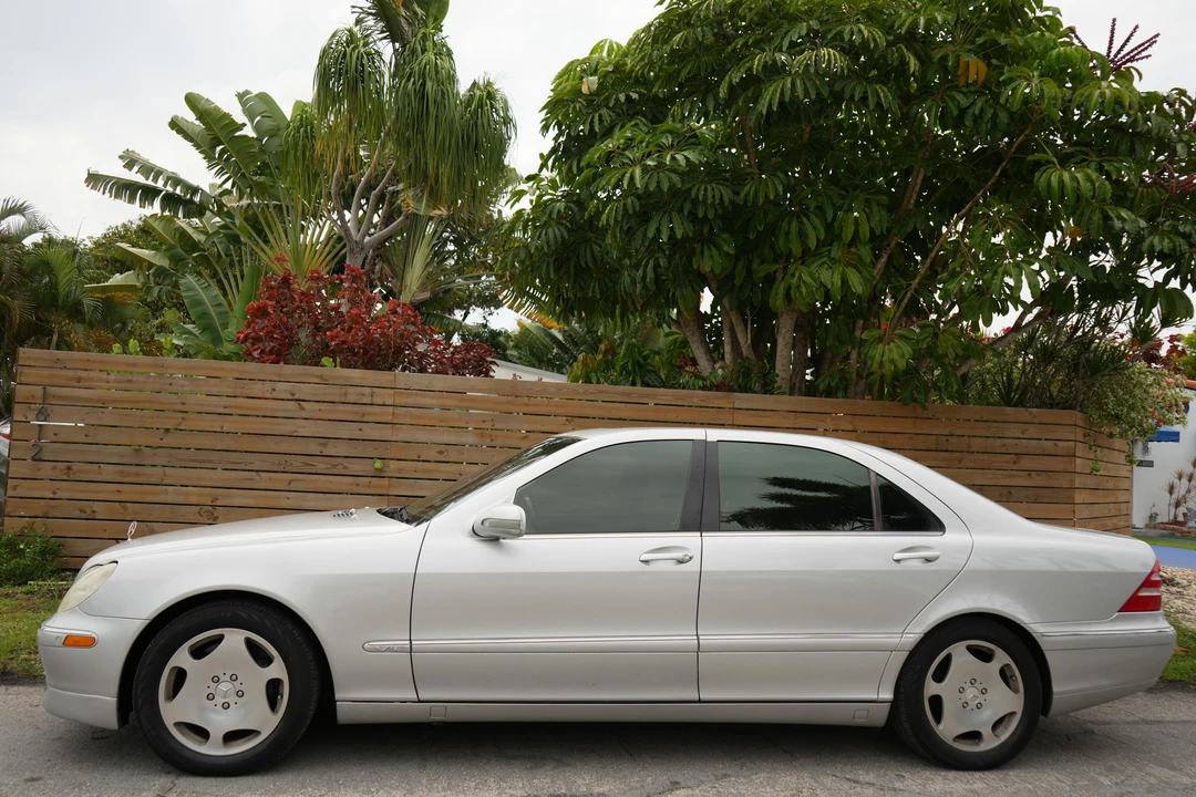 2001 Mercedes-Benz W220 S-Class - Image 9 of 31
