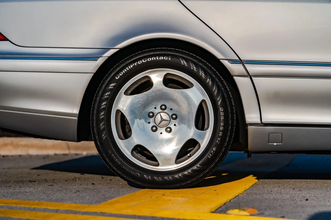 2001 Mercedes-Benz W220 S-Class - Image 30 of 31