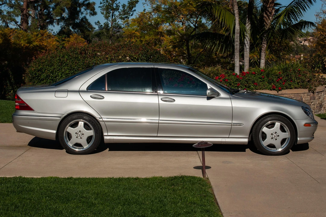 2001 Mercedes-Benz W220 S-Class - Image 8 of 31
