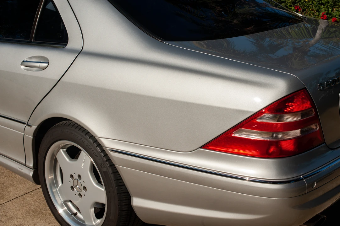 2001 Mercedes-Benz W220 S-Class - Image 17 of 31