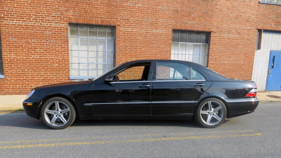 2001 Mercedes-Benz W220 S-Class - Image 2 of 12